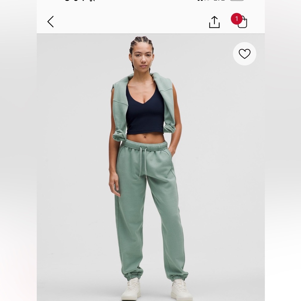 Lululemon Women's Green Jogger Pants